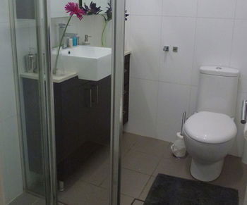 Darlinghurst Apartments - ACT Tourism 23