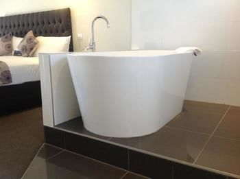 Tower Motel Marysville - ACT Tourism 4