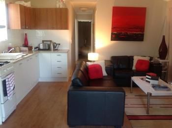 Australian Motor Homes Tourist Park - ACT Tourism 5