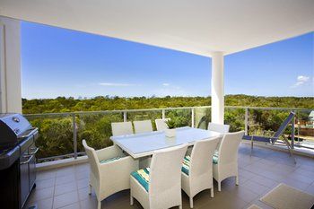 White Shells Luxury Apartments - ACT Tourism 7
