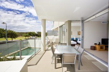 White Shells Luxury Apartments - ACT Tourism 12