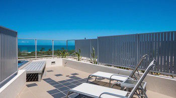 White Shells Luxury Apartments - ACT Tourism 34