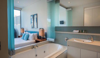 White Shells Luxury Apartments - ACT Tourism 39