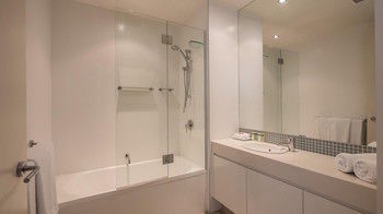 White Shells Luxury Apartments - ACT Tourism 40