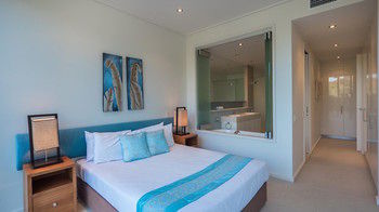 White Shells Luxury Apartments - ACT Tourism 45
