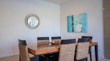 White Shells Luxury Apartments - ACT Tourism 54