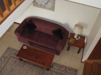 Hill Top Country Guest House - ACT Tourism 8