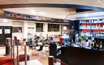 Airport Hotel Sydney - ACT Tourism 17