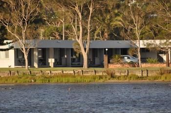 Edgewater Motel Ulladulla - ACT Tourism 6