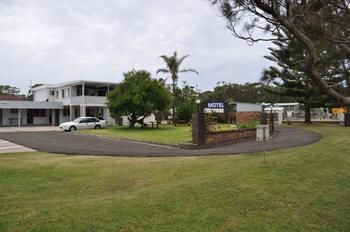 Edgewater Motel Ulladulla - ACT Tourism 11