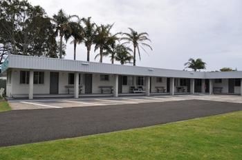 Edgewater Motel Ulladulla - ACT Tourism 12