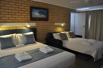 Edgewater Motel Ulladulla - ACT Tourism 13