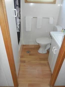 Gundagai Cabins & Tourist Park - ACT Tourism 5