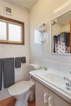 Gundagai Cabins & Tourist Park - ACT Tourism 12