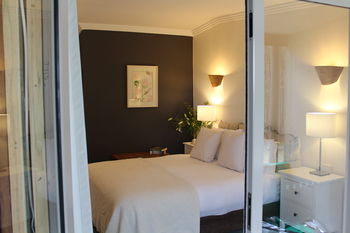 Elfin Hill Country Accommodation - ACT Tourism 5