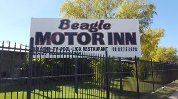 Beagle Motor Inn - ACT Tourism 1