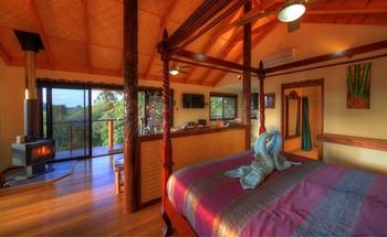 Maleny Tropical Retreat Balinese B&b - ACT Tourism 52
