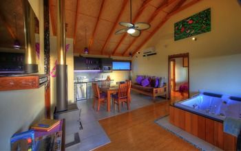 Maleny Tropical Retreat Balinese B&b - ACT Tourism 55