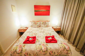 Amazing City Apartment - ACT Tourism 12
