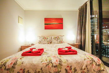 Amazing City Apartment - ACT Tourism 13