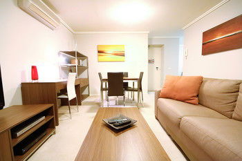 Amazing City Apartment - ACT Tourism 32