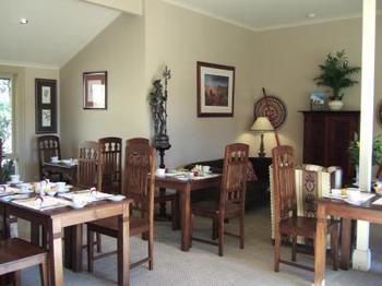 Lurline House - ACT Tourism 0