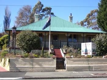 Lurline House - ACT Tourism 1
