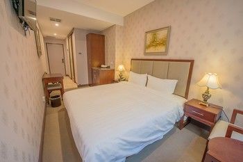 Megaboom City Hotel - ACT Tourism 2