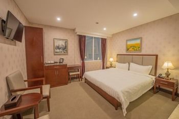 Megaboom City Hotel - ACT Tourism 3