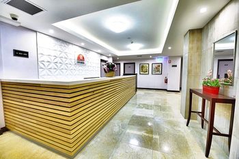 Megaboom City Hotel - ACT Tourism 19