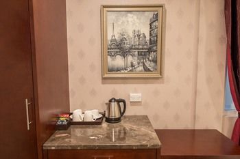 Megaboom City Hotel - ACT Tourism 39