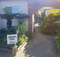 Bentley Waterfront Motel amp Cottages - ACT Tourism