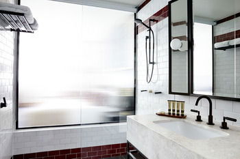 Primus Hotel Sydney - ACT Tourism 6