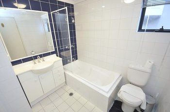 Darlinghurst 411 Pop Furnished Apartment - ACT Tourism 3