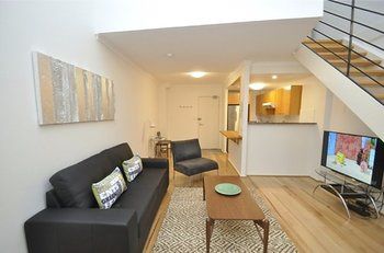 Darlinghurst 411 Pop Furnished Apartment - ACT Tourism 4