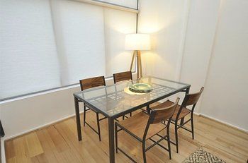 Darlinghurst 411 Pop Furnished Apartment - ACT Tourism 5