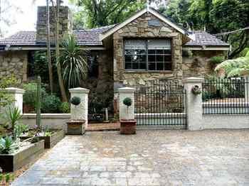 Aquila Nova Retreat - ACT Tourism 1