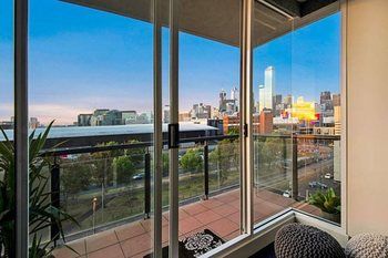 Platinum Apartments On Whiteman St - ACT Tourism 4