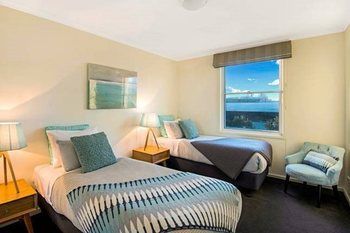 Platinum Apartments On Whiteman St - ACT Tourism 6