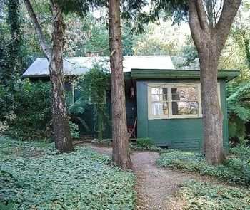 Lotus Lodges - ACT Tourism 1