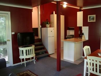 Lotus Lodges - ACT Tourism 10