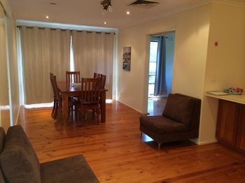 Australian Home Away At East Doncaster - ACT Tourism 8