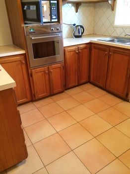 Australian Home Away At East Doncaster - ACT Tourism 9