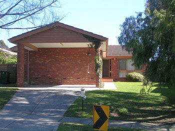 Australian Home Away At East Doncaster - ACT Tourism 12