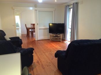 Australian Home Away At East Doncaster - ACT Tourism 13