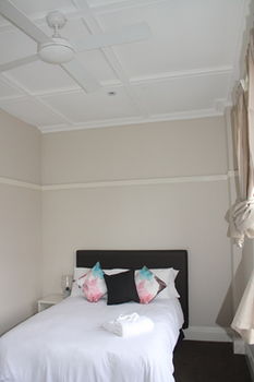 Annandale Hotel - ACT Tourism 11