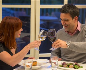 Country Club Tasmania - ACT Tourism 4