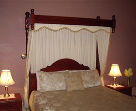 Lucinda B&B - ACT Tourism 0