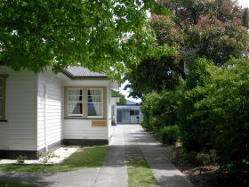 Artnor Lodge - ACT Tourism 0