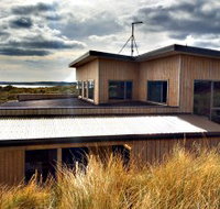 King Island Breaks - Porky's Beach House - ACT Tourism